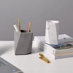 Staunton And Henry Chunky Modern Abstract Pencil Holder Home Accessories