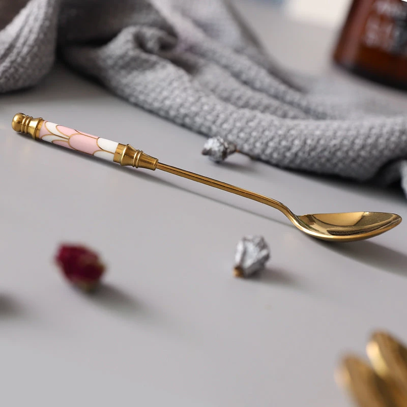 Staunton And Henry Gatsby Elegant Modern Dessert Spoons - Set Of 4 Kitchen 8 Staunton And Henry Gatsby Elegant Modern Dessert Spoons - Set Of 4 Kitchen