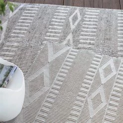 Staunton And Henry Pickwick Nordic Style Rug