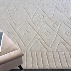 Staunton And Henry Anushka Cream White Wool Rug Rugs