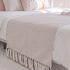 Staunton And Henry Pink And White Geometric Pattern Bed Cushion Set Home Accessories