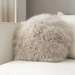 Staunton And Henry Home Accessories Plush Tibetan Wool Sheepskin Throw Cushion