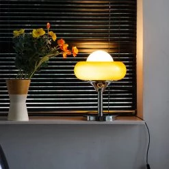 Staunton And Henry Vintage Space Age Table Lamp