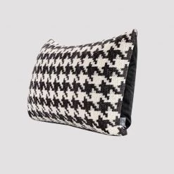 Staunton And Henry Home Accessories Hounds Tooth Pattern Throw Cushion